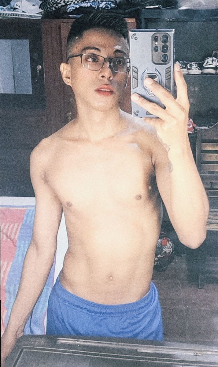 Javier A, 32