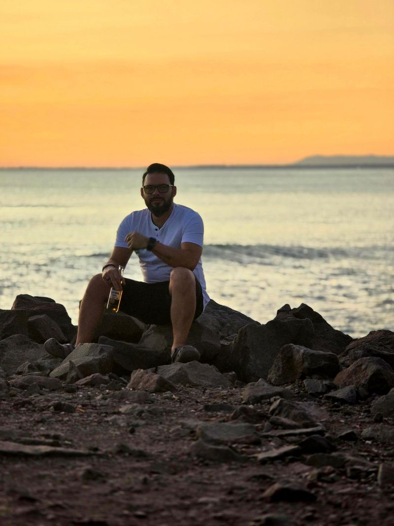 Giovanny, 40