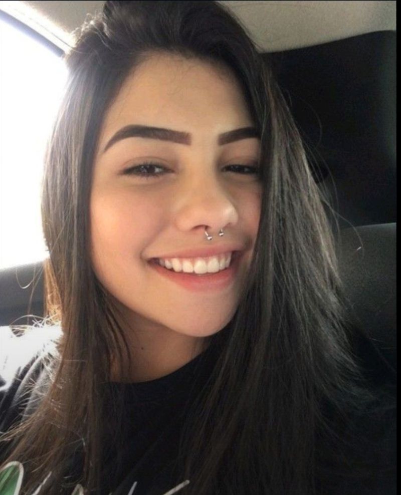 Yesica, 27