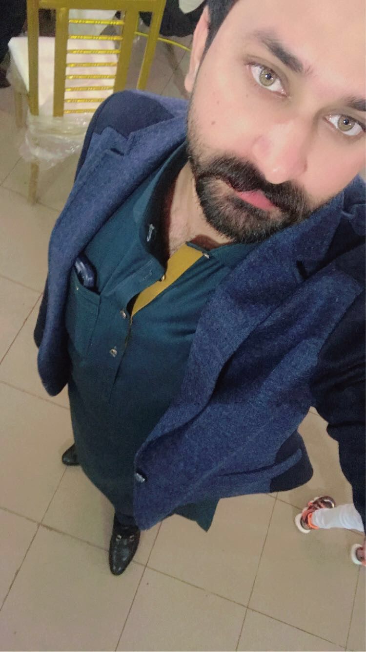 Zoni, 23