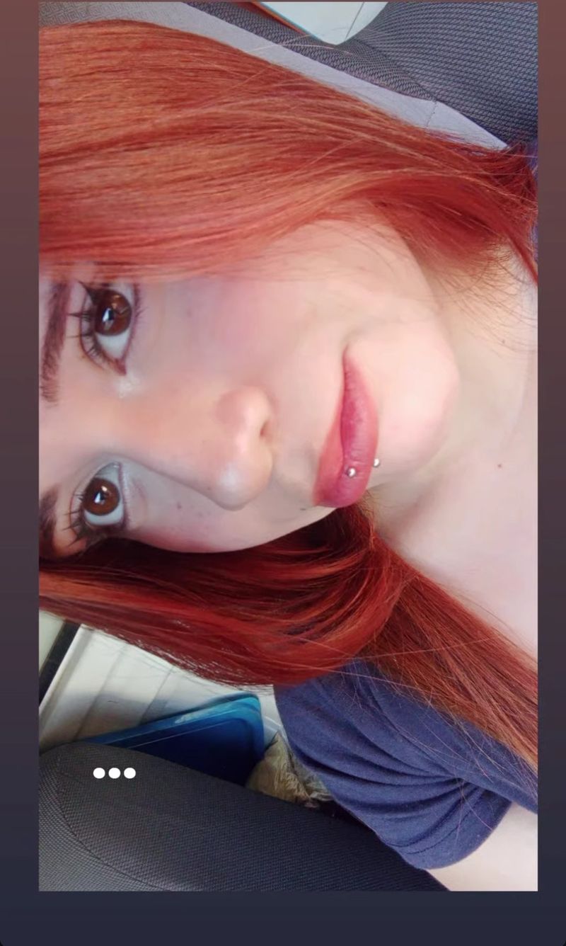 Feña, 18