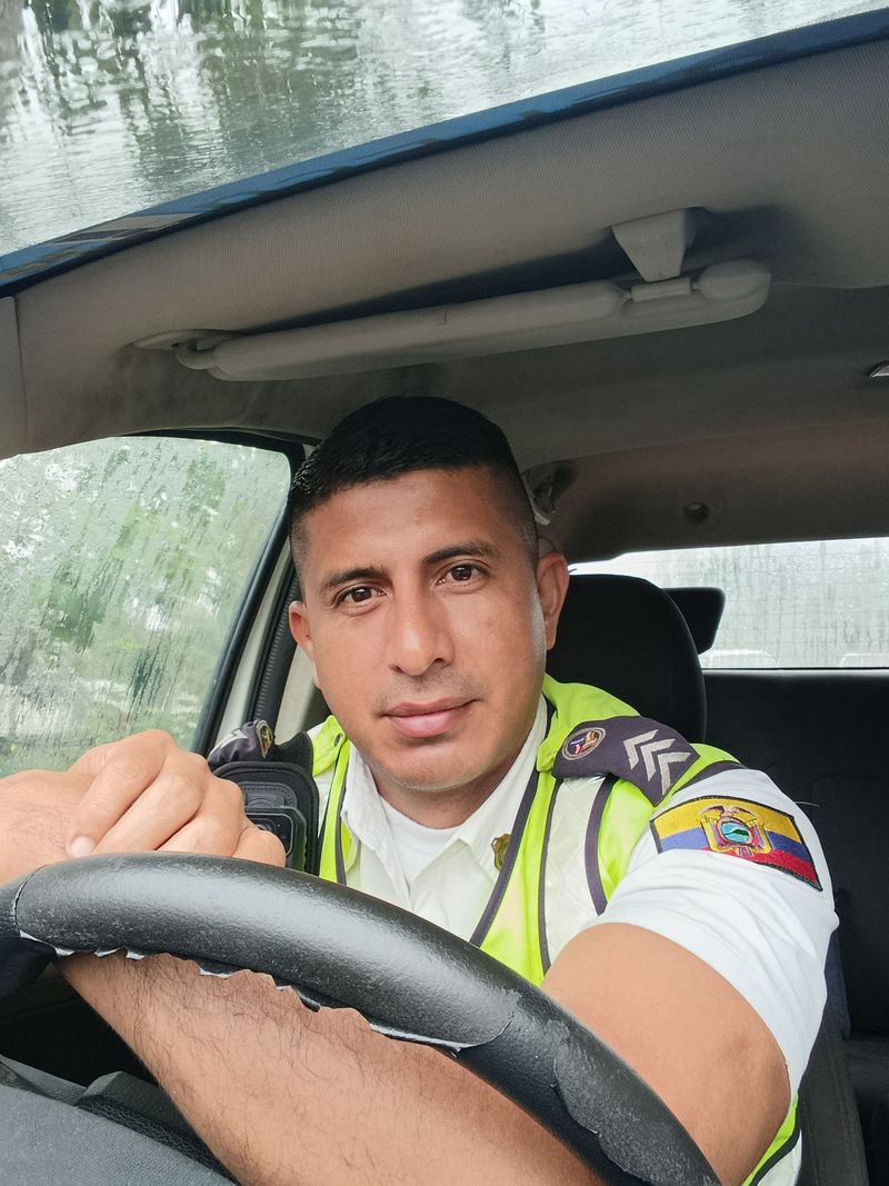 Bladimir, 39