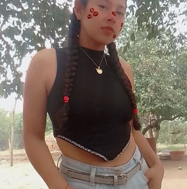 Anyi, 22