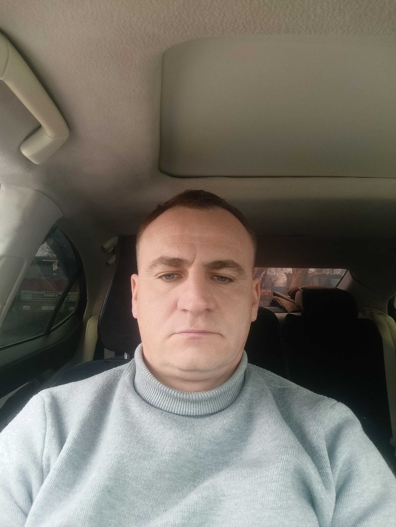 Денис, 40