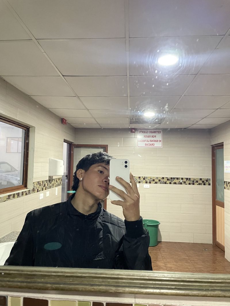 Juan, 20
