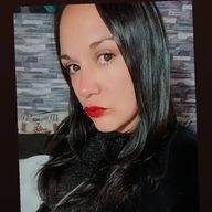 Alejandra, 39