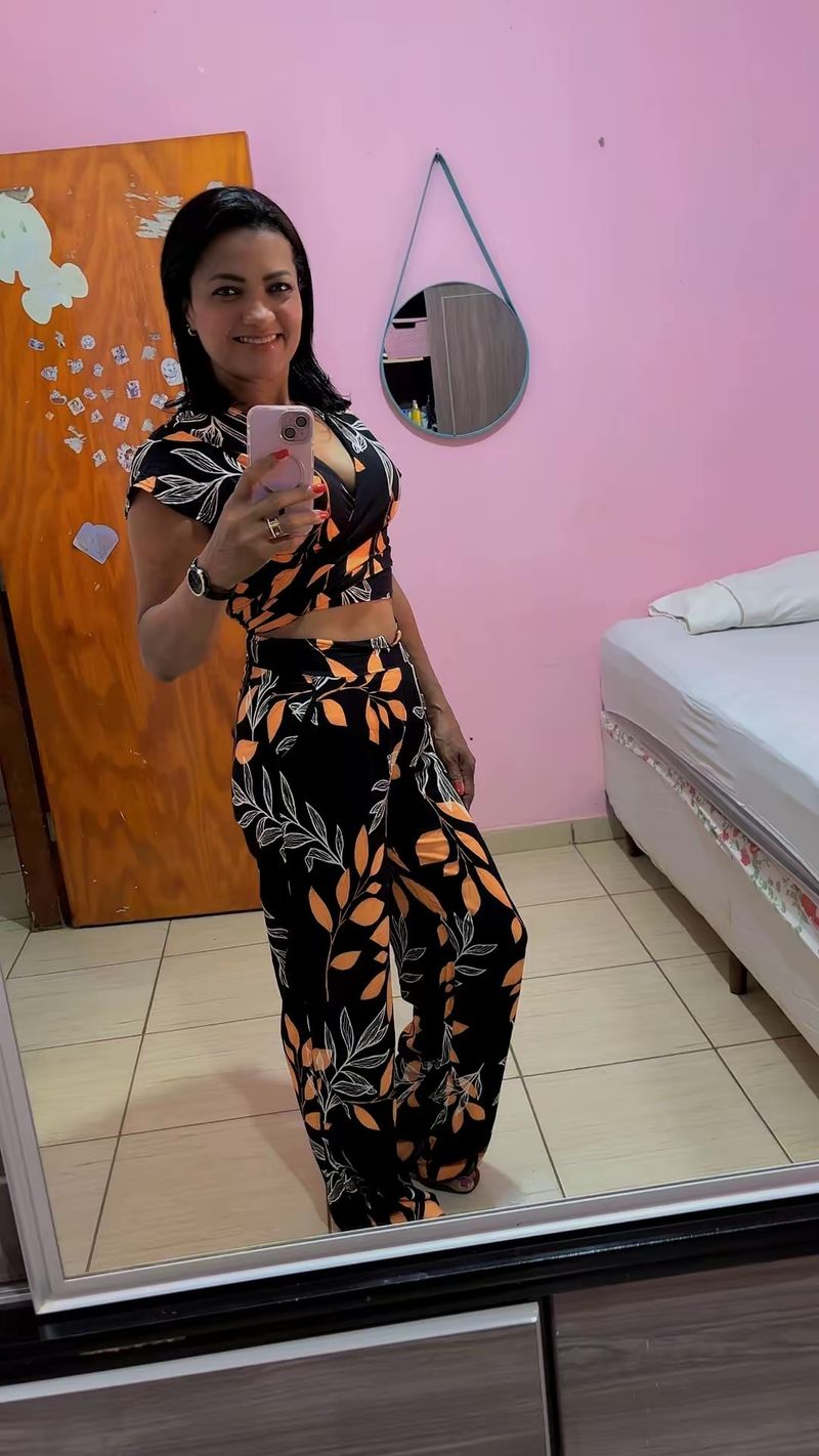 Djanira, 46