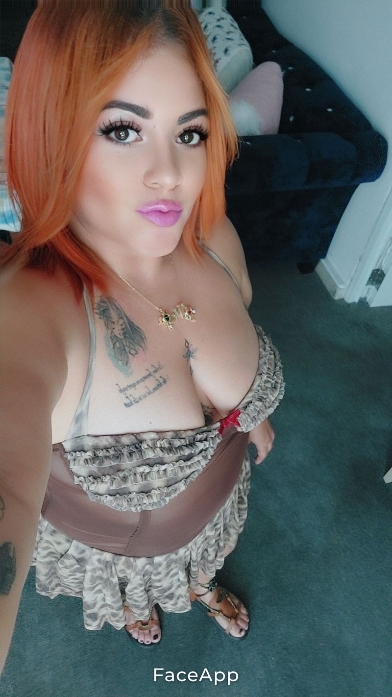Jacqueline, 48