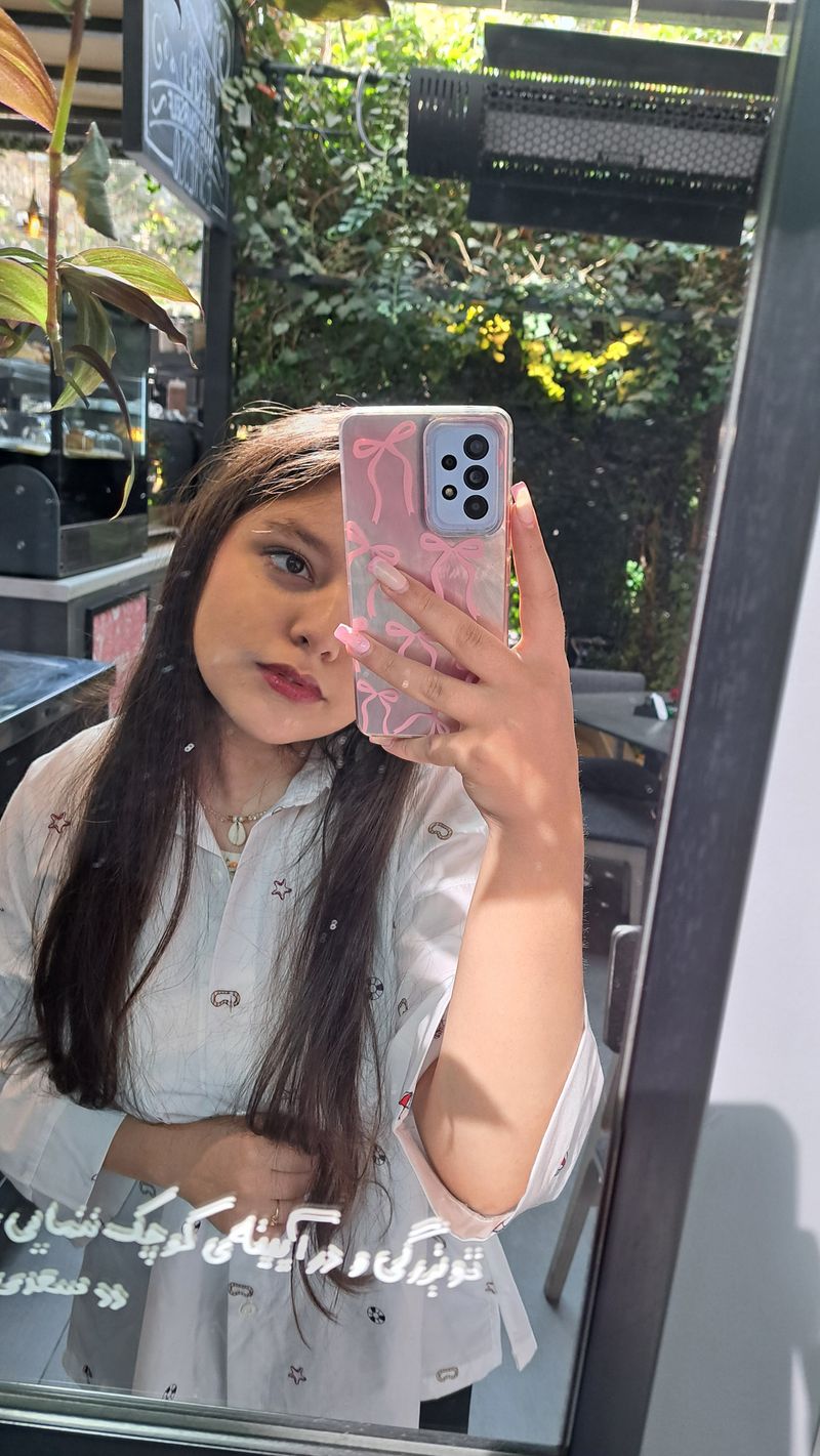Fatemeh, 19