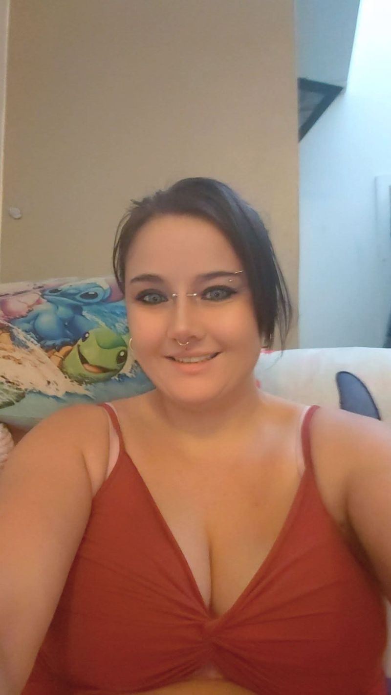 Jacqueline, 35