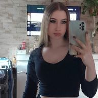 Klaudia, 22