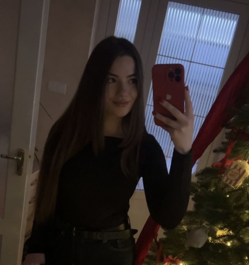 Карина, 23