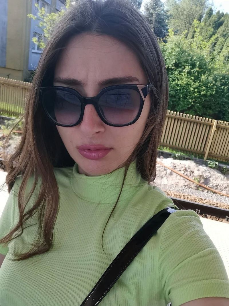 Amy, 26