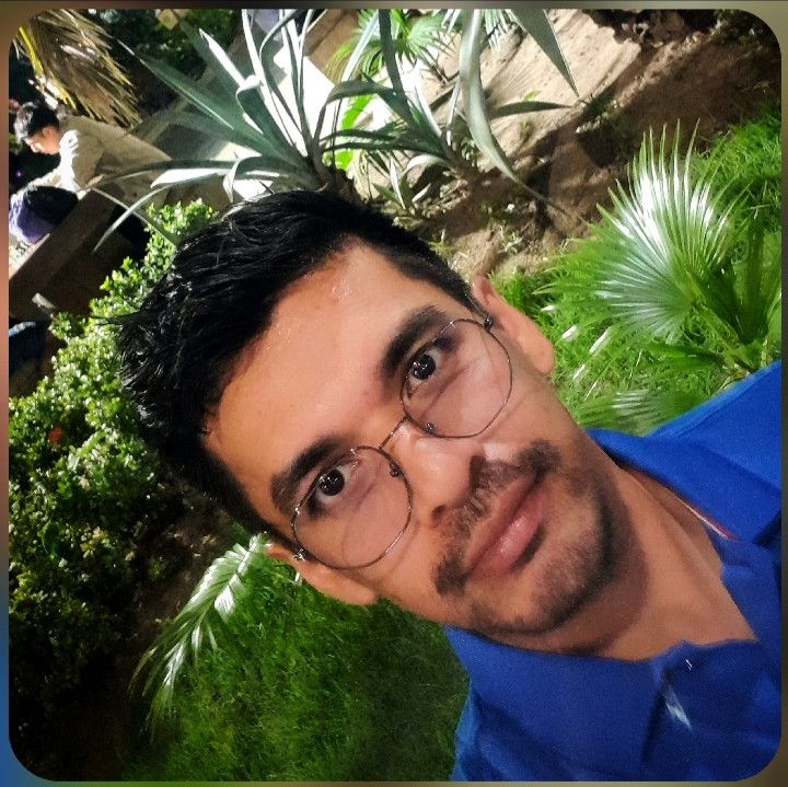 Ricardo Parada, 32