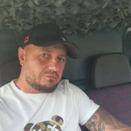 Tomasz, 42