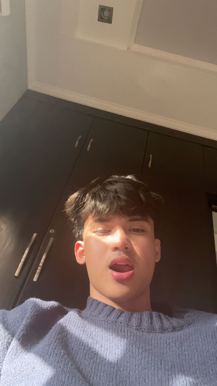James, 20