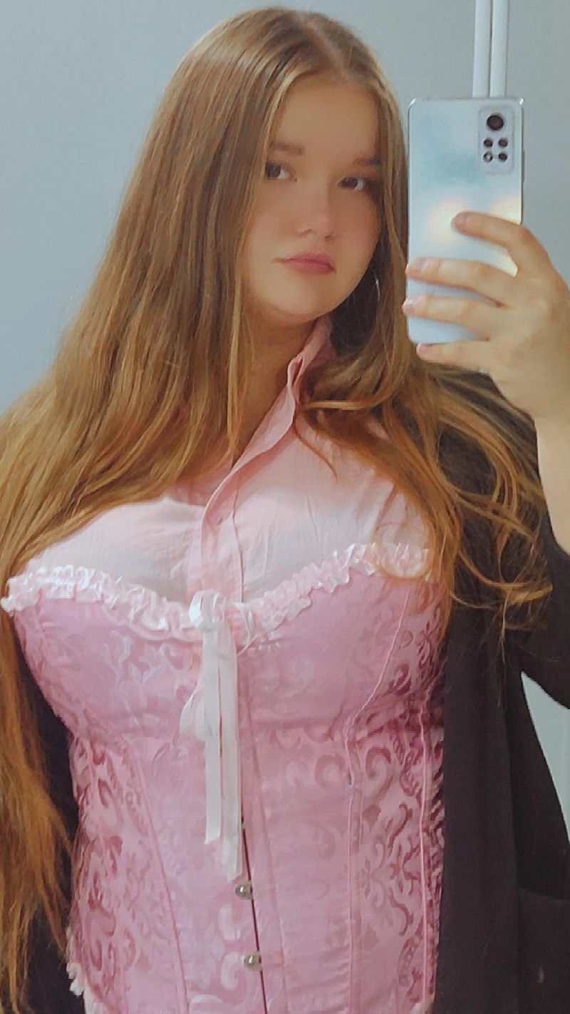 Алиса, 21