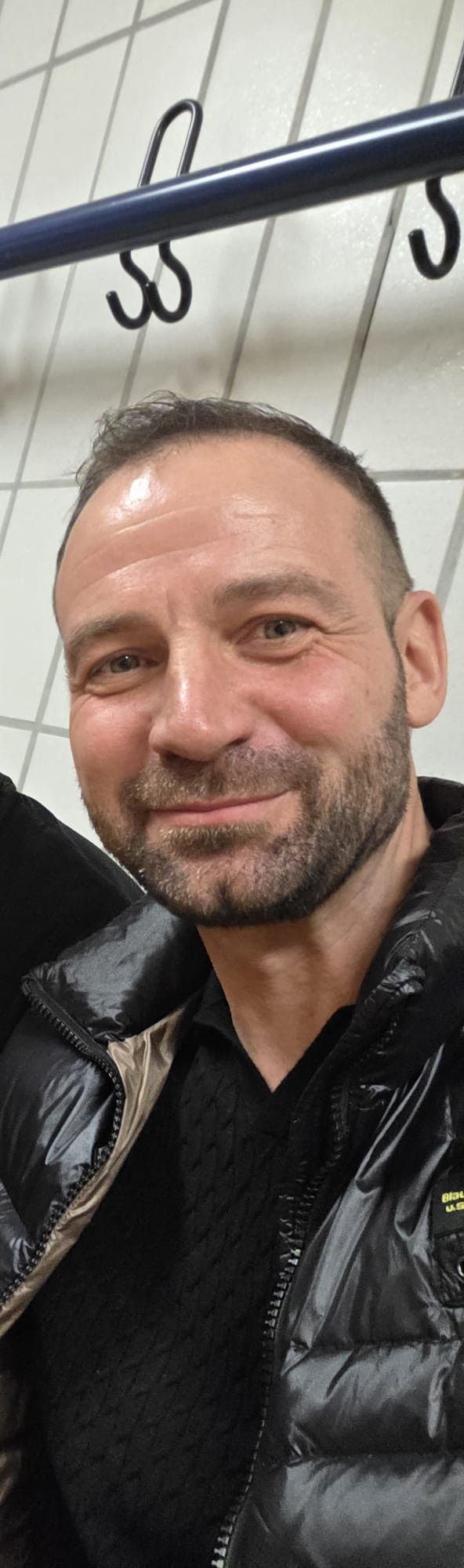 Karol, 47