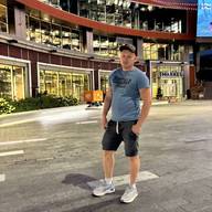Dima, 37