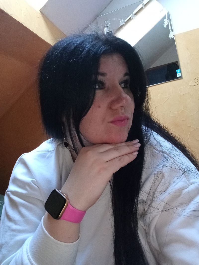 Natalia, 32