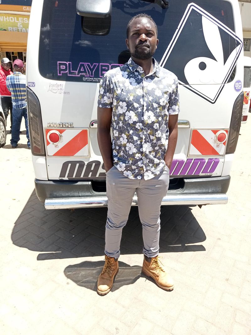 Jux, 27