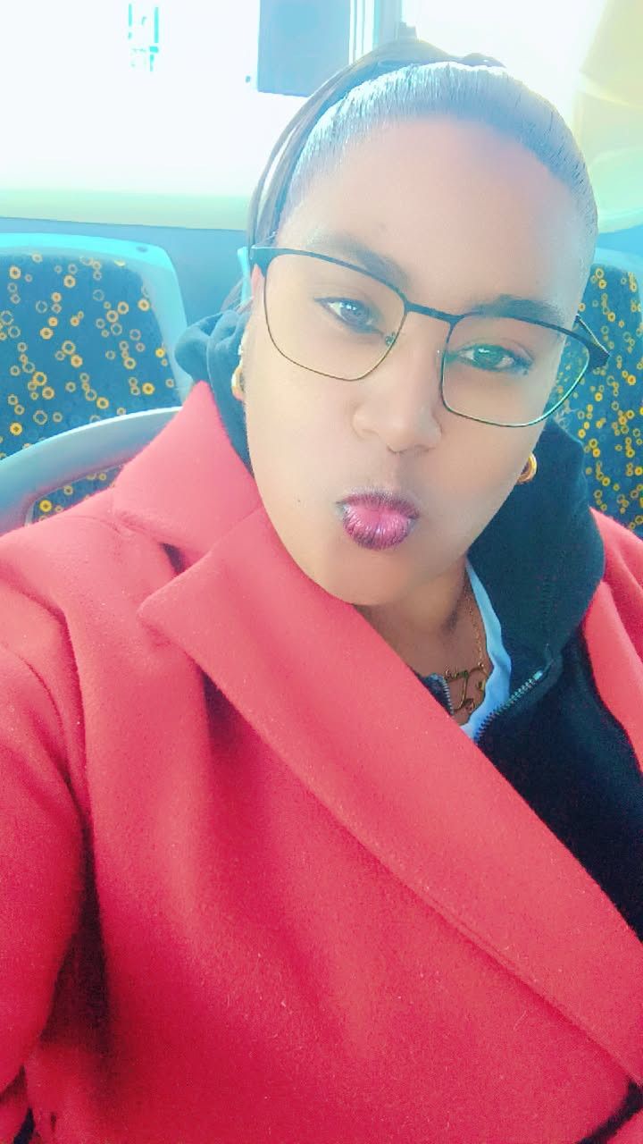 Indira, 36