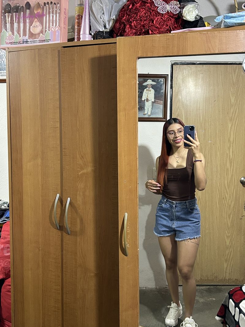 Yady, 22