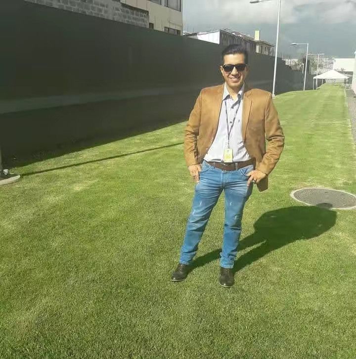 Rafael Yanez, 46