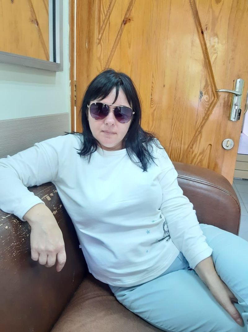 Юля, 48