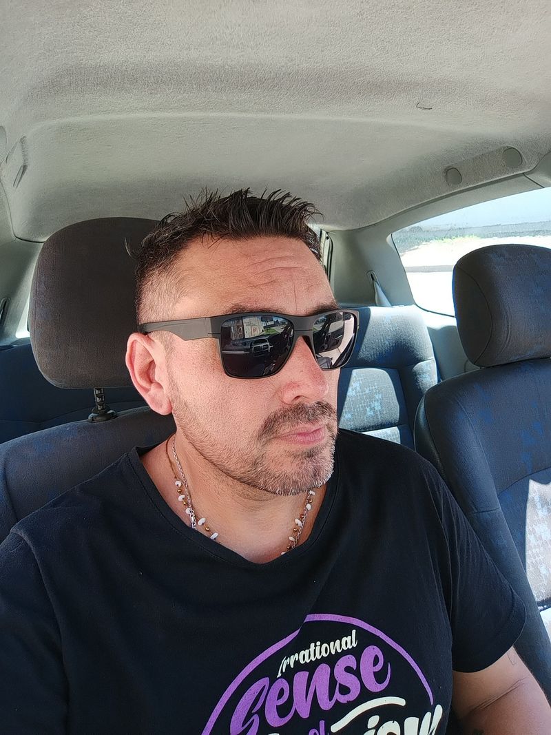 Pablo, 46