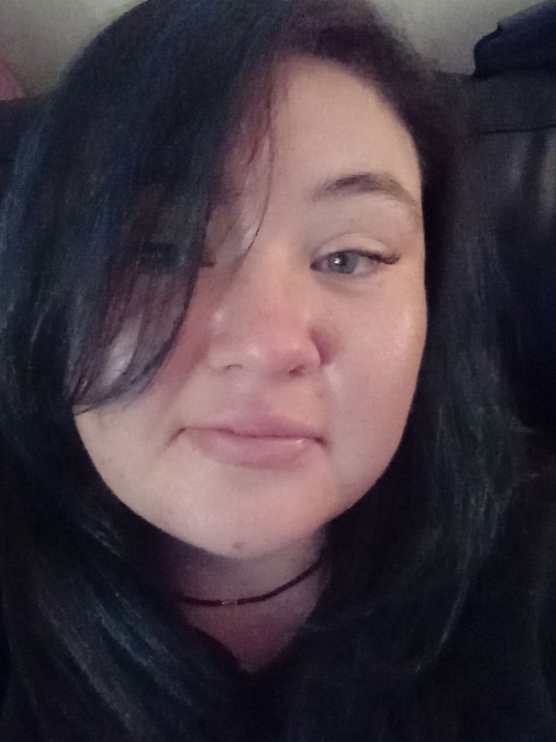 Tia, 28