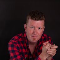 Gustavo, 51