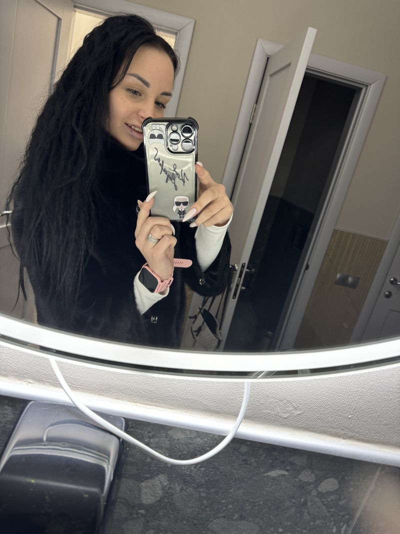 Mariia, 27