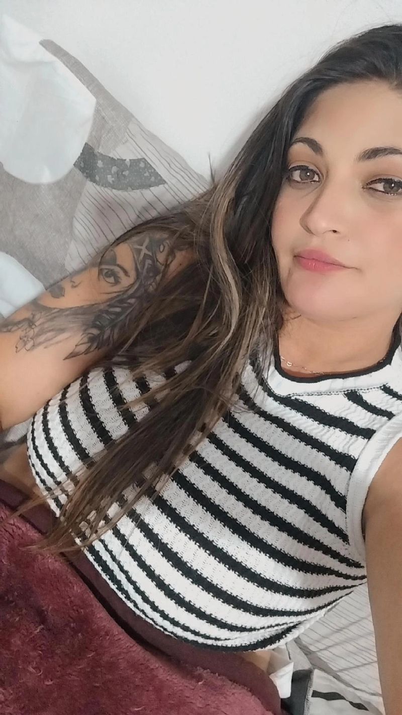 Sheila Dossantos, 25