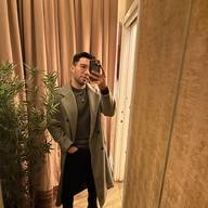 Carlos’j, 29