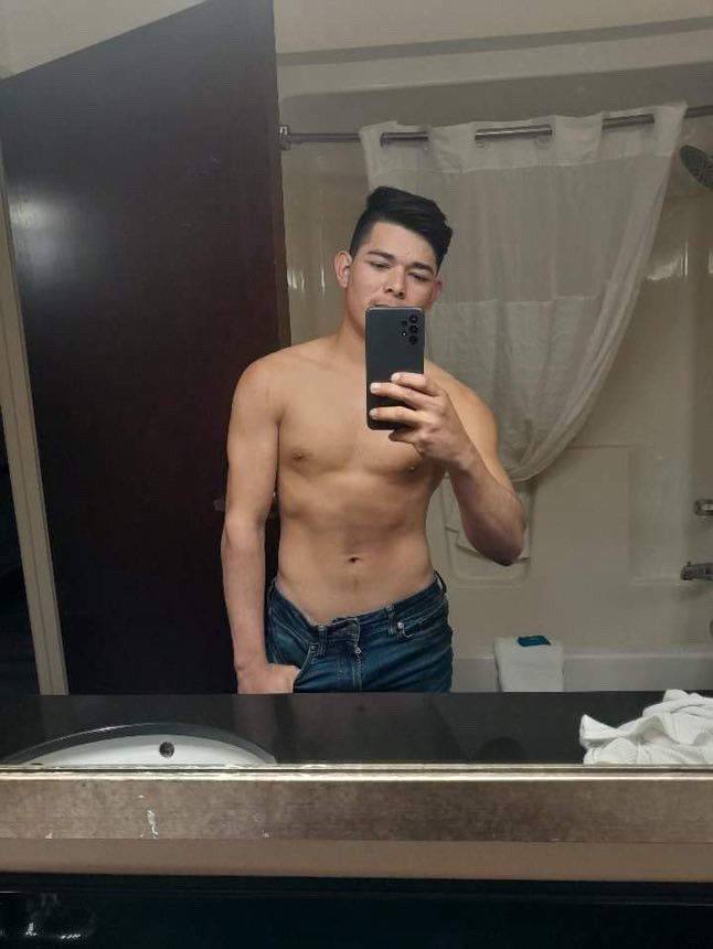 Omar, 24