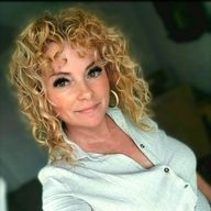 Ewa, 47