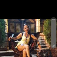 Julia, 49