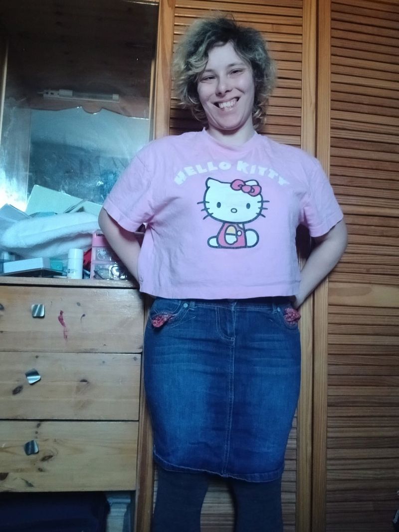 Ally, 27
