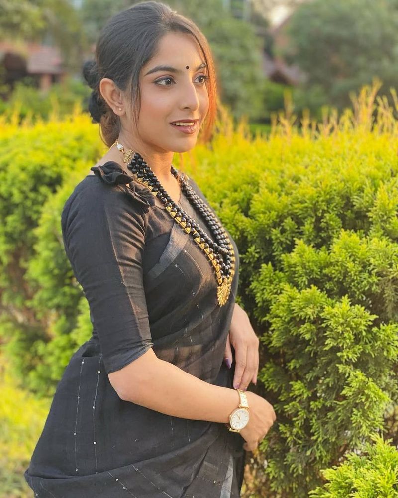 Geeta Sinthi, 35