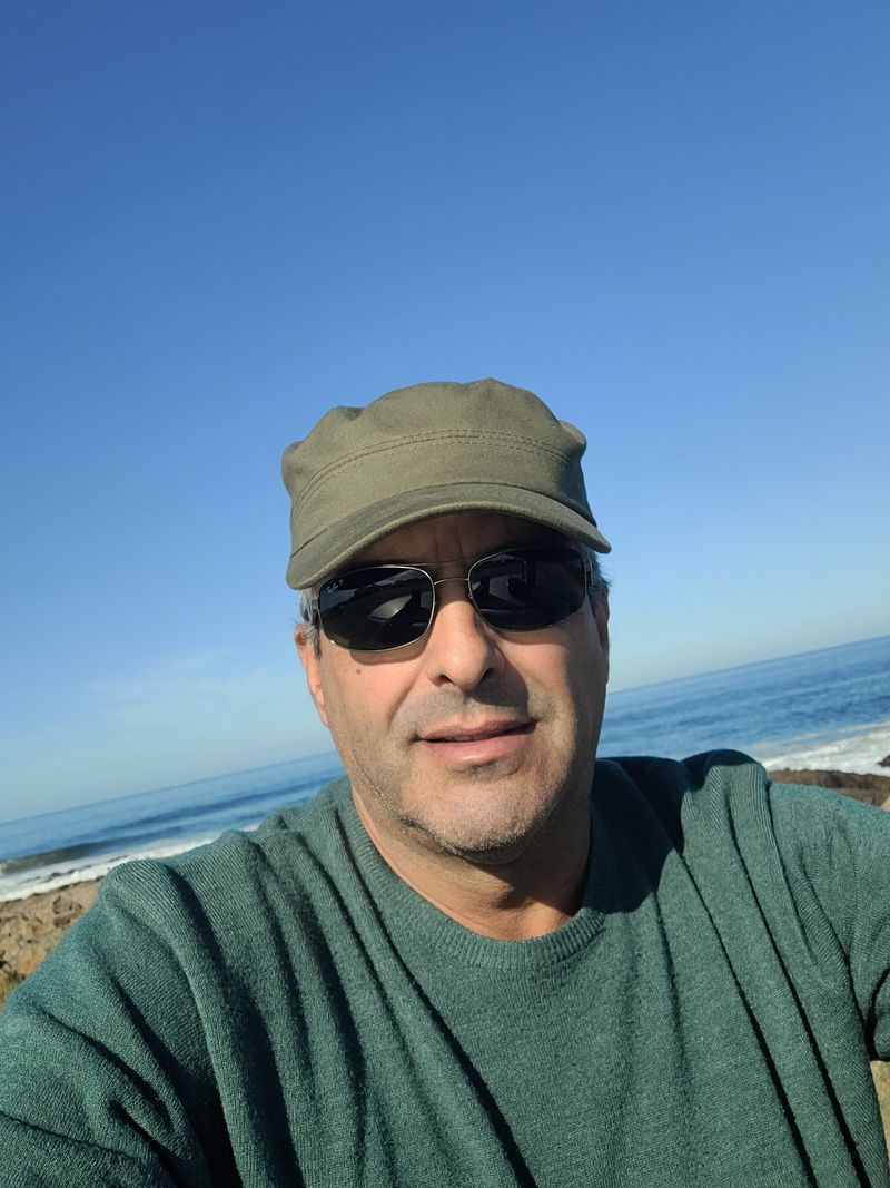 Chelo, 57