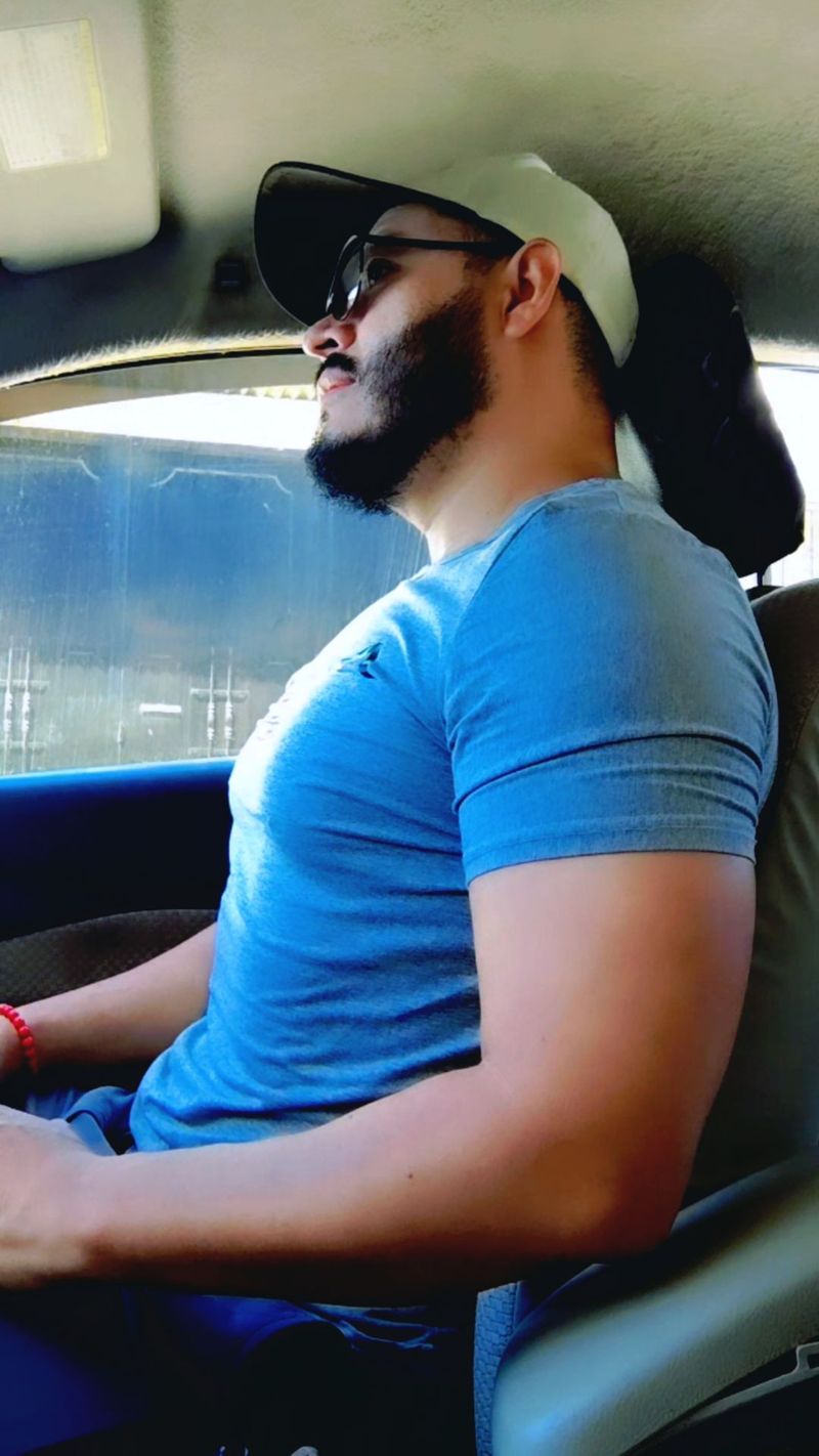 Leo, 39