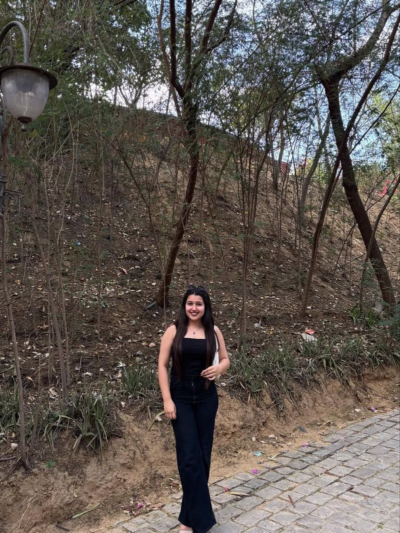 Tanvi, 30
