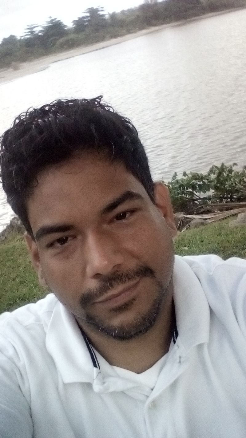 Felix, 39