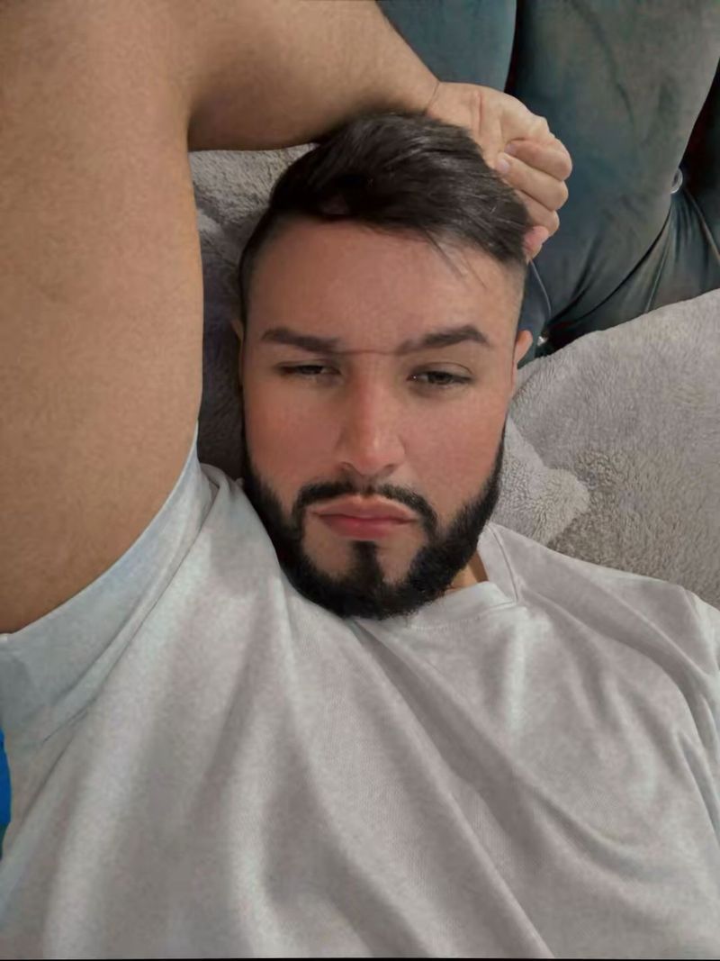 Albert, 30