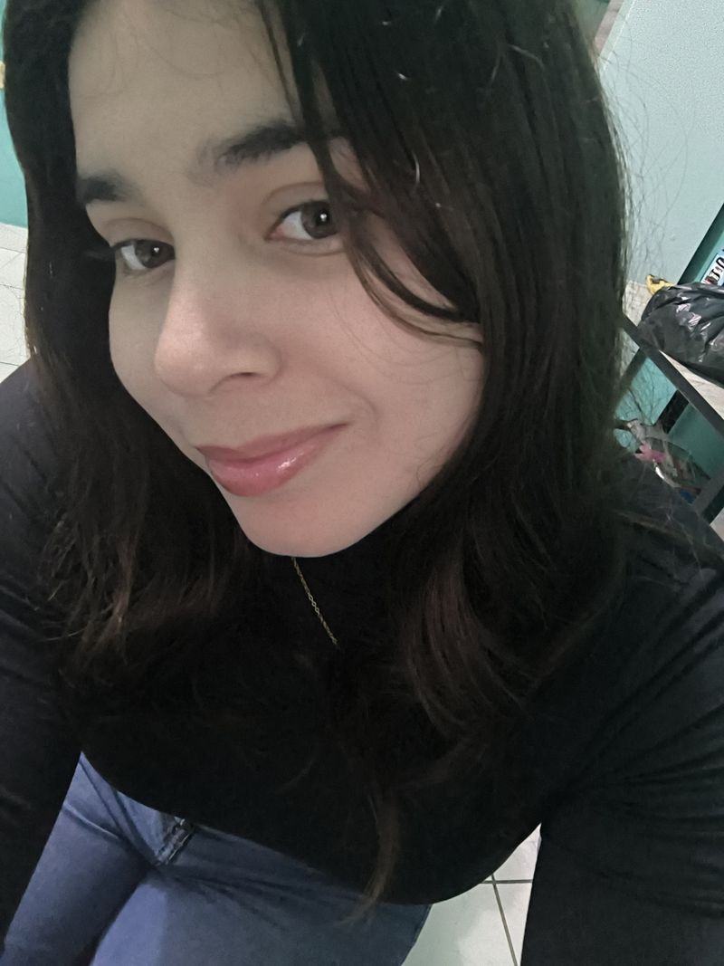 Anghellyy, 20