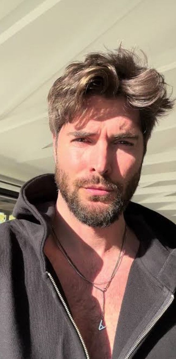 Paul, 44