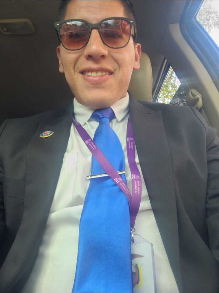 Daniel, 33