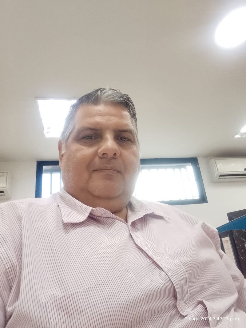 Toño Luis, 48