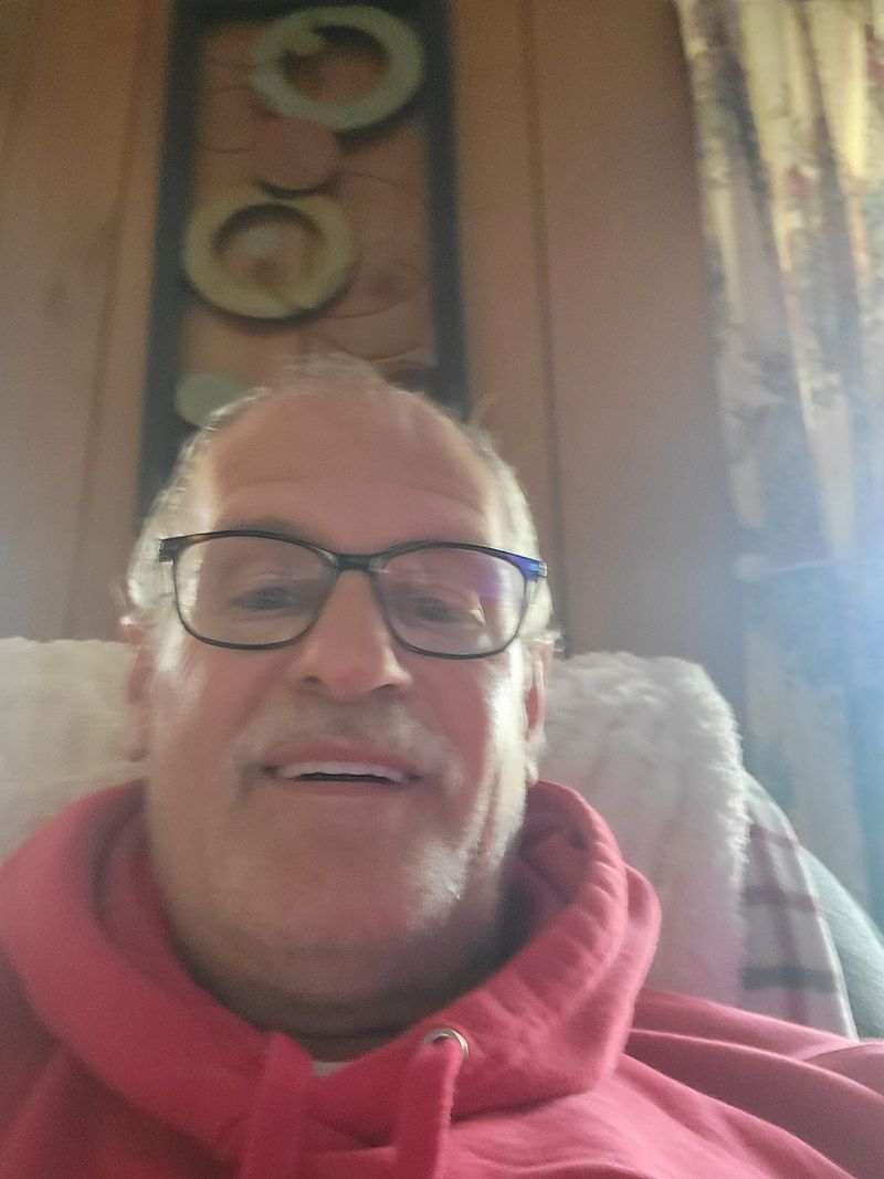 Douglas, 60